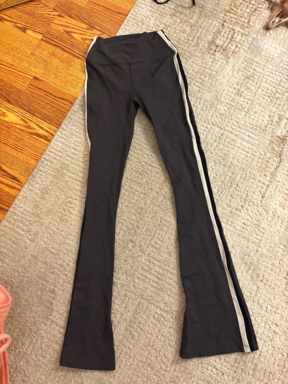 splits59 flare leggings black side stripe yoga pants small